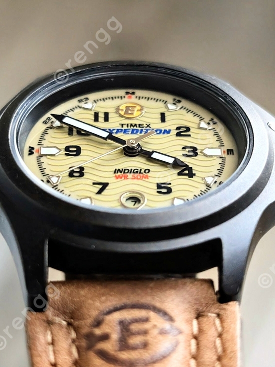 Timex Expedition Brown Leather Strap Watch - Tan Dial 30mm Fresh Battery 50M main image 13
